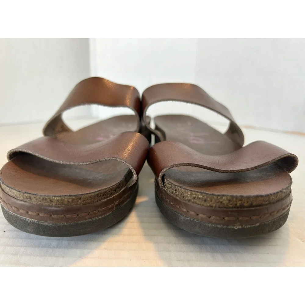 Blowfish Faux Leather Strappy Brown Sandal Flats Size 9.5